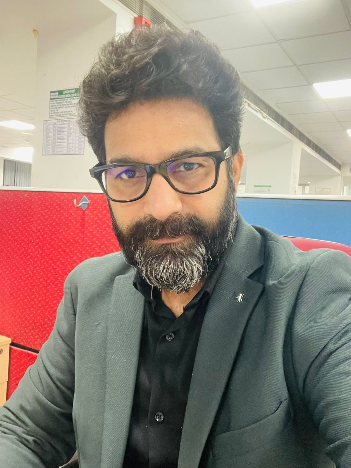 Shri Yashvardhan Kashyap